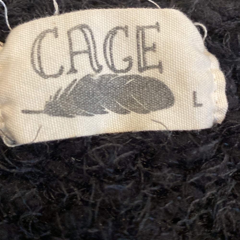 Furry sweater - Picture 2 of 4